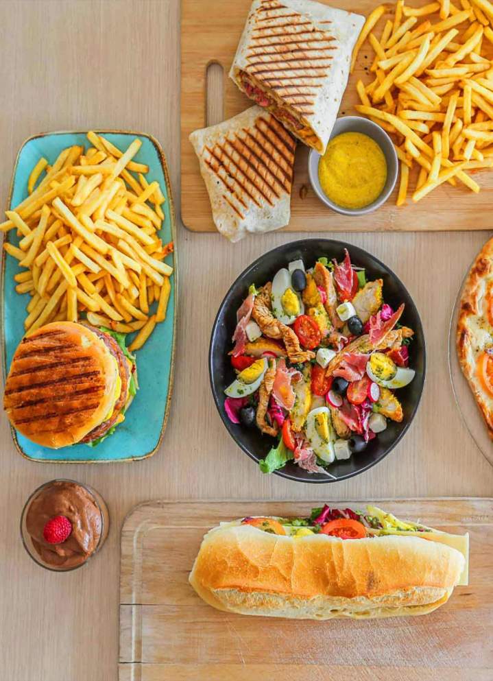 Goûtez aux délicieux sandwichs de notre brasserie.